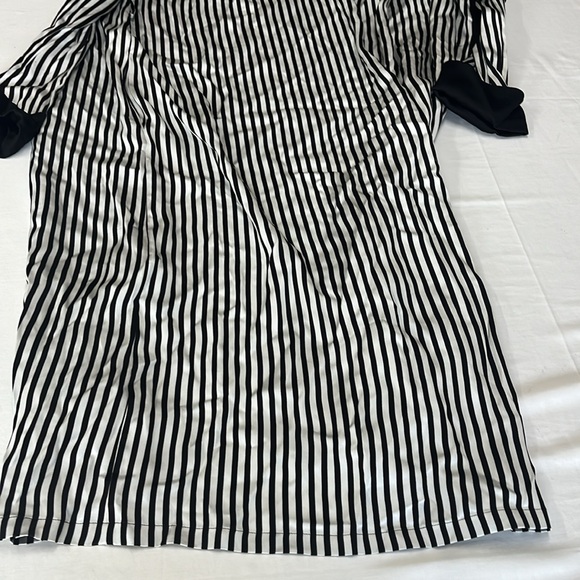 Ralph Lauren’s purple label black-white shiny viscose coat-dressing M in Italy. - Picture 15 of 16